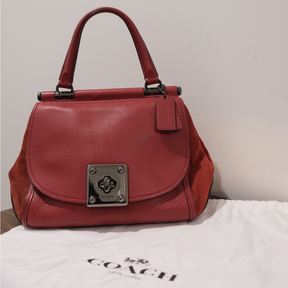 🚨COACH 38388 DRIFTER TOP HANDLE IN RED